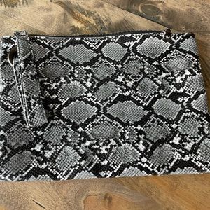 Large wristlet type bag